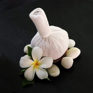 Kräuterstempelmassage Ausbildung bei Medios Seminare Kräuterstempelmassage Ausbildung Kräuterstempel Massage Kurs bei Medios Seminare